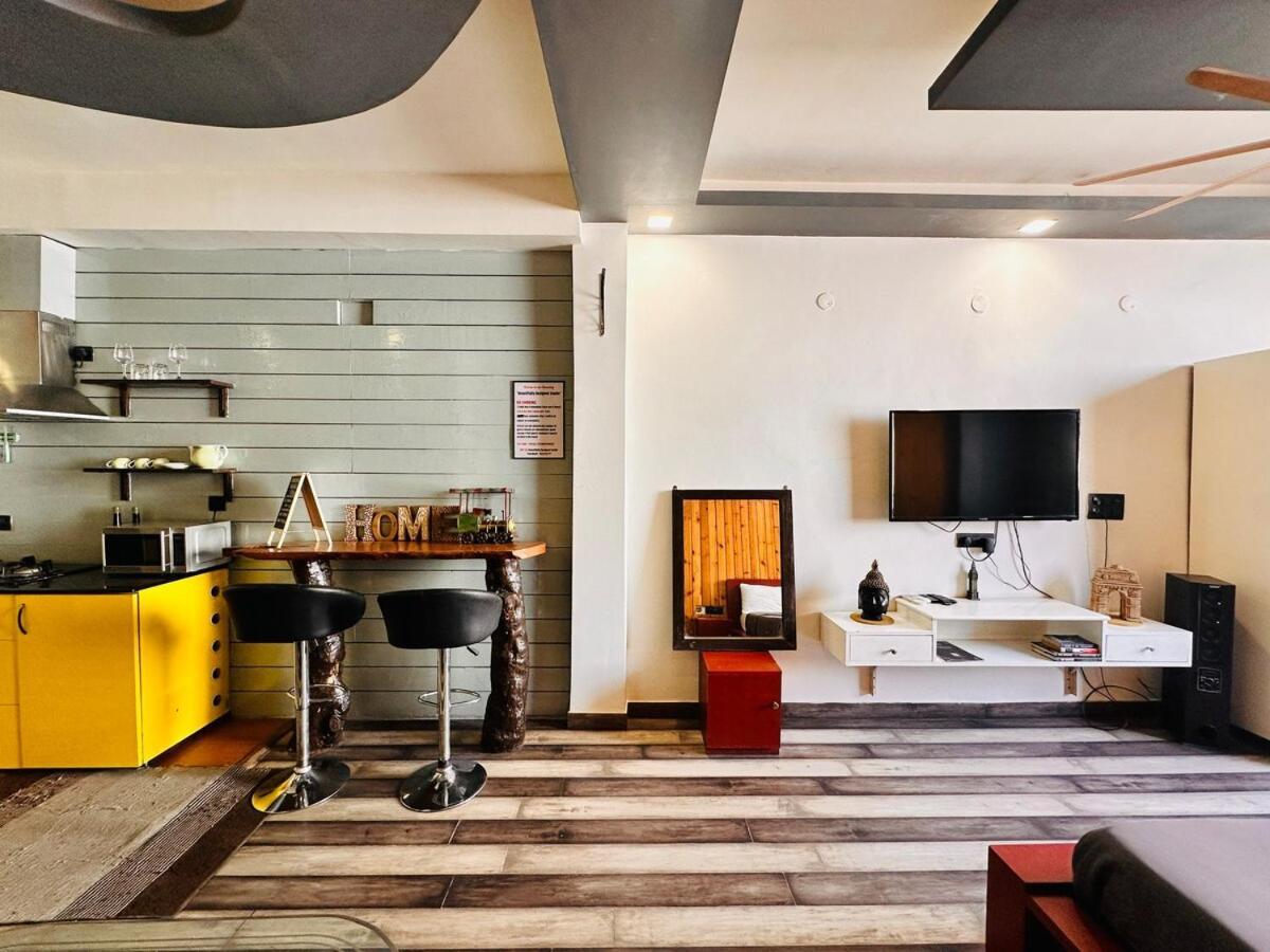 Leafyinn Stylish * New Delhi